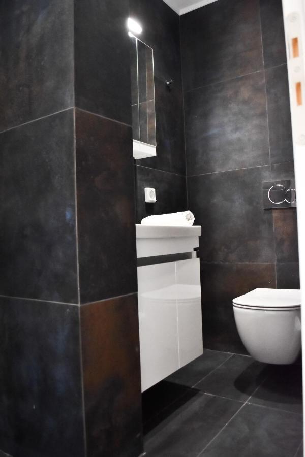 Βright Walled Designed Apt In Glyfada Center Atena Exterior foto
