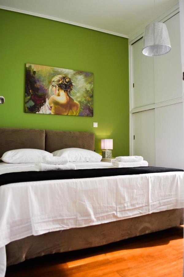 Βright Walled Designed Apt In Glyfada Center Atena Exterior foto
