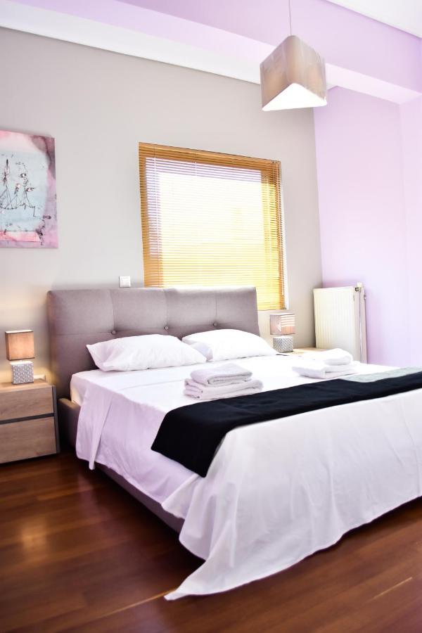 Βright Walled Designed Apt In Glyfada Center Atena Exterior foto
