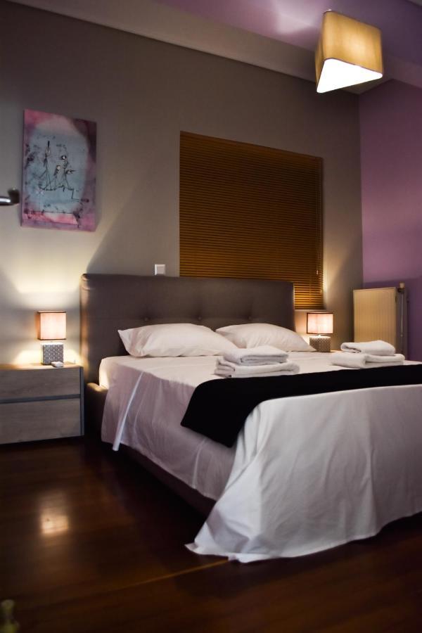 Βright Walled Designed Apt In Glyfada Center Atena Exterior foto